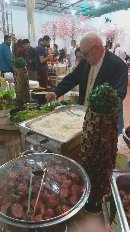 Buffet para almoço de aniversário